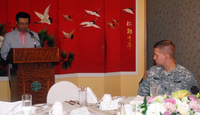 Yongsan leaders reaffirm friendship