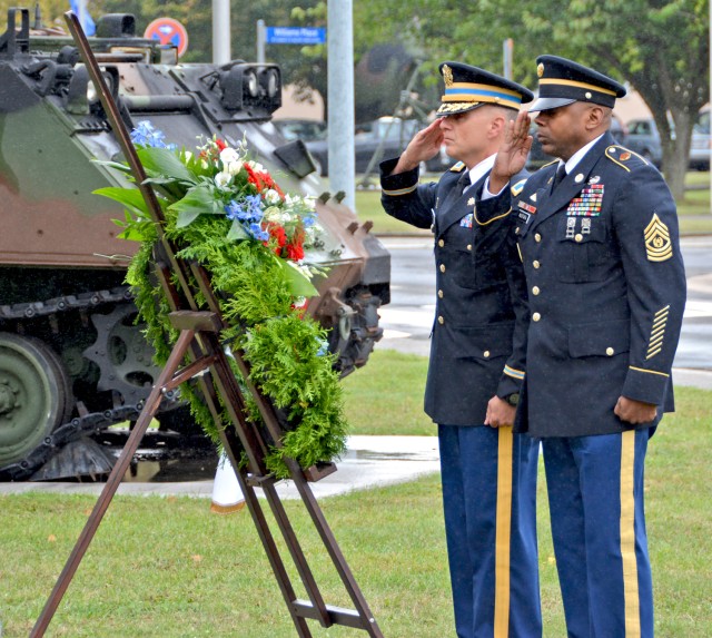 Community members pause to pay tribute on 9/11