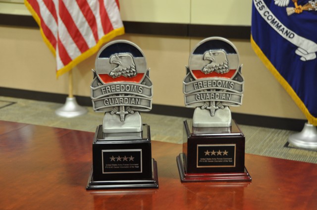FORSCOM names top career counselors for 2013