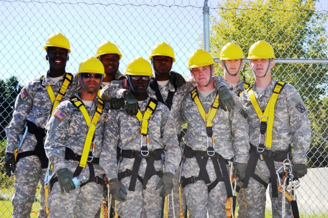Fort Drum Soldiers earn Tower Climbing Certification 