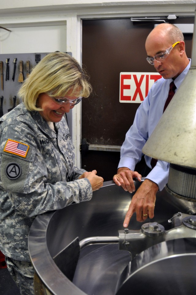 Lt. Gen. McQuistion Visits Crane Army Ammunition Activity