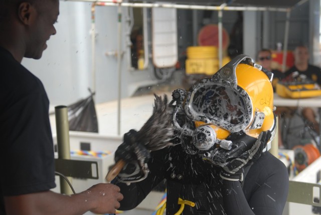 Deep Blue exercise trains master divers