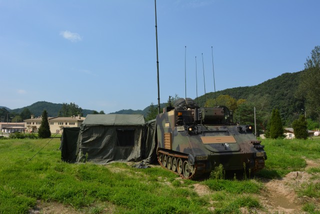 Soldiers certify on Multiple Launch Rocket System