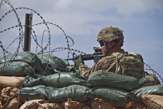 Currahees pull security at FOB Lightning