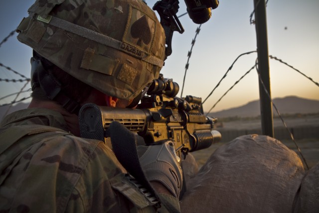 Currahees pull security at FOB Lightning