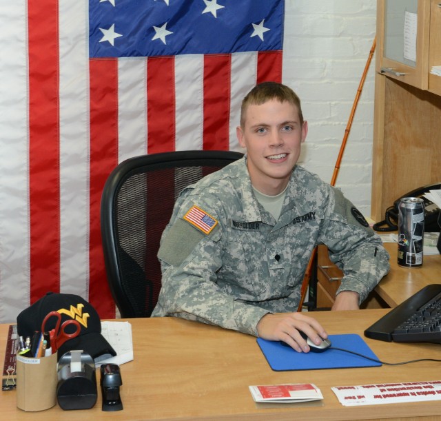 JFHQ-NCR/MDW Employee Spotlight - Spc. Christopher Householder