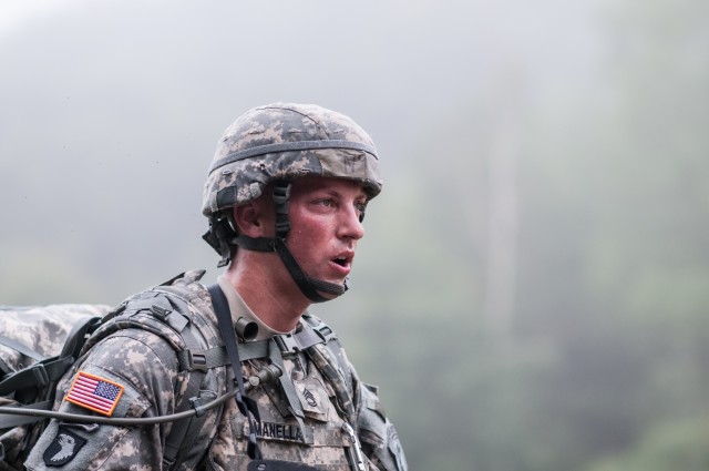 2013 U.S. Army Reserve Best Warrior Competition: 10km Ruck March