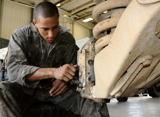 'Big Red One' mechanics strive for excellence