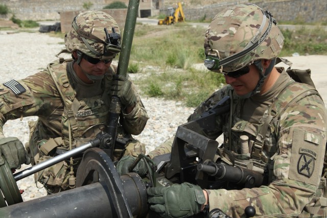 Field artillery supports the fight to Chapa Dara