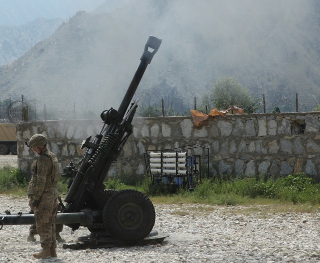 Field artillery supports the fight to Chapa Dara