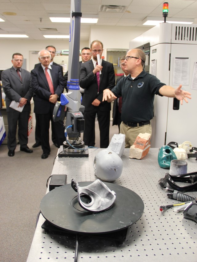 Polish scientists, Army researchers discuss partnerships