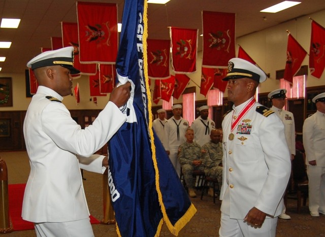 Navy Det welcomes new commander