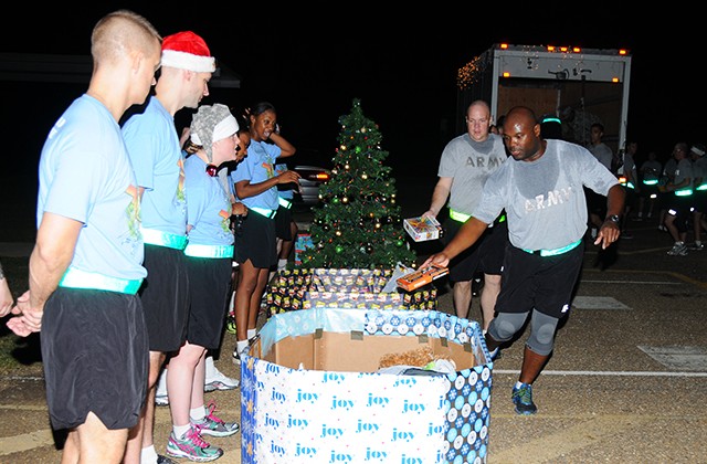 Soldiers run to offer support to Operation Santa