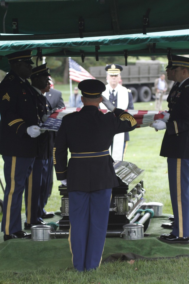 WWII veteran, Medal of Honor recipient laid to rest