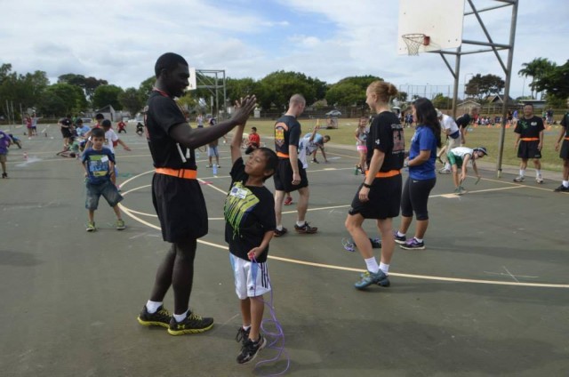 Wolfpack soldiers lead Mililani Uka Elementary during 'Get Fit' day