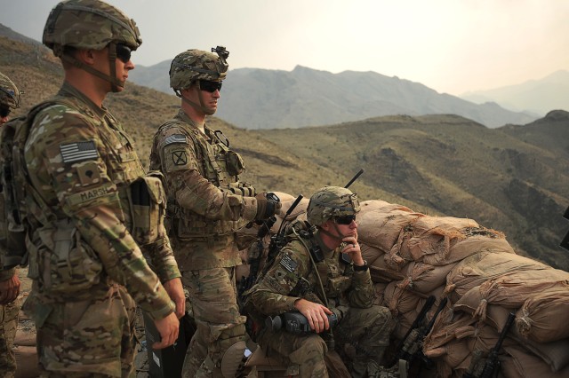 "Chaos" Soldiers fire their 60mm mortar
