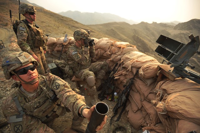 "Chaos" Soldiers fire their 60mm mortar