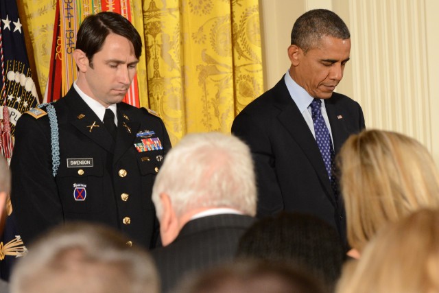 Former Army captain receives Medal of Honor at White House