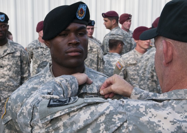 Fort Bragg graduates first air assault school class