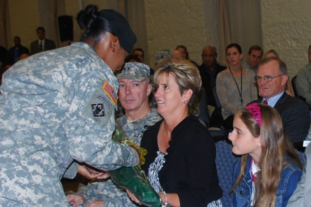 First Army welcomes new command sergeant major
