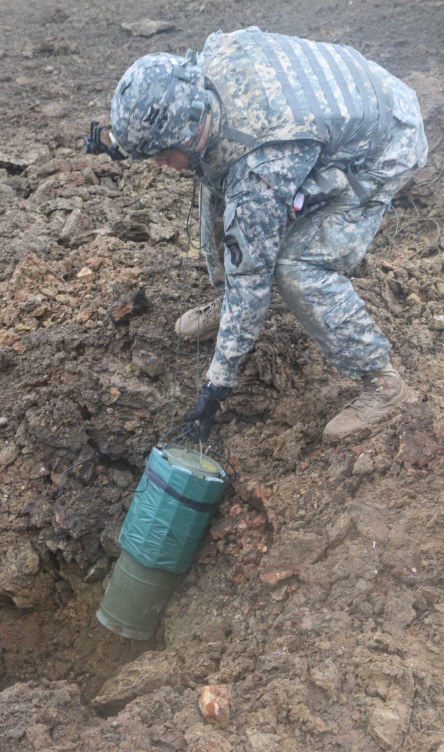 Combat engineers finish field exercise with a bang