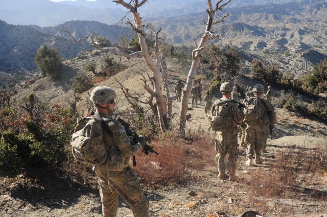 Currahees and Afghan National Army conduct a joint patrol