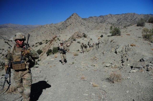 Currahees and Afghan National Army conduct a joint patrol