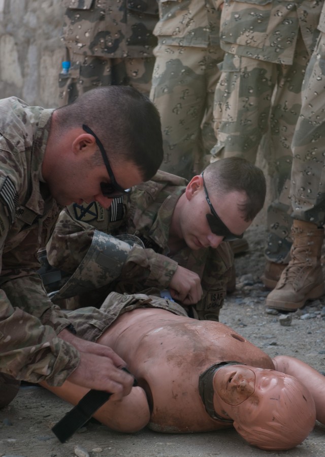 Tactical Combat Casualty Care sets, carries high standard for battlefield medical treatment