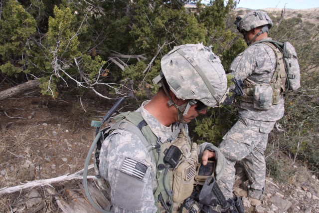 TACDIS connects Rifleman Radios to Nett Warrior