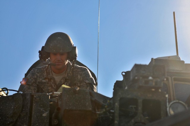 1-12th Cav executes Bradley gunnery