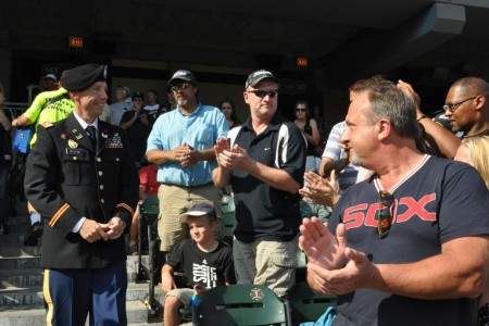 File:Army Reserve Soldier receives honor at Chicago White Sox home