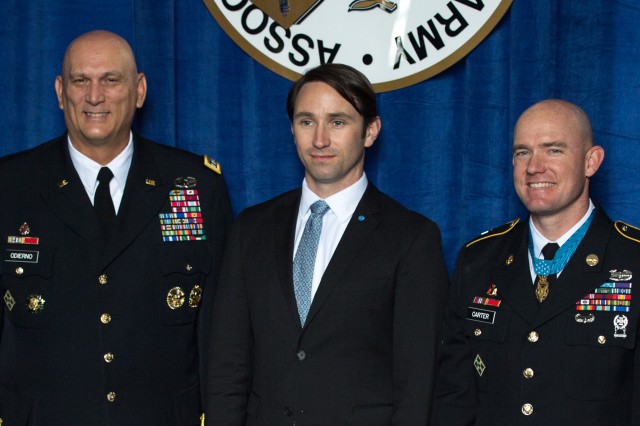 Chief of Staff of the U.S. Army, Gen. Raymond T. Odierno stands with Medal of Honor Recipients