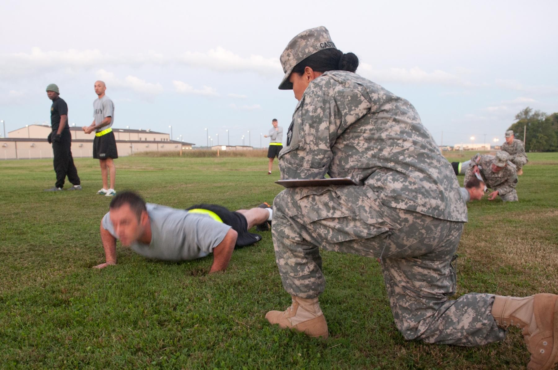 Wings of Destiny sergeants major conduct army physical fitness test ...