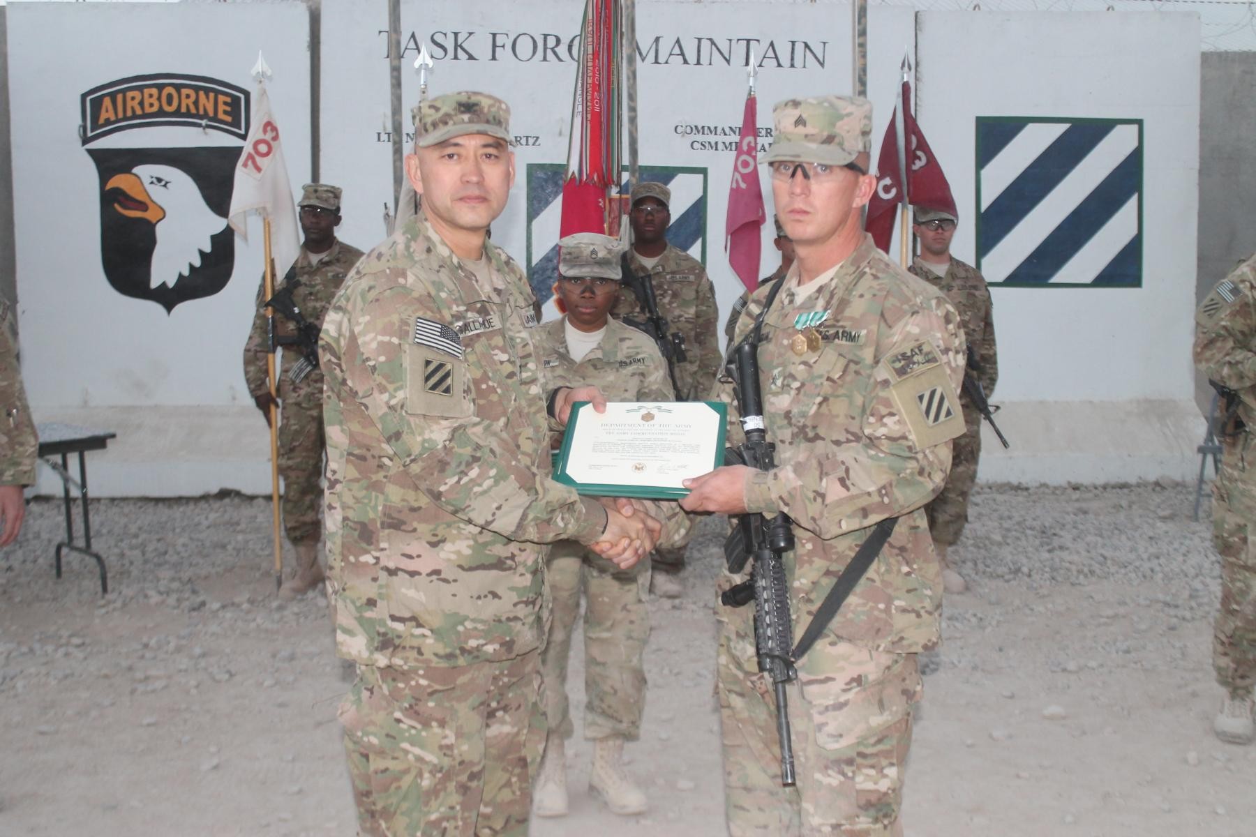 Maintain' soldier, NCO recognized as year's best