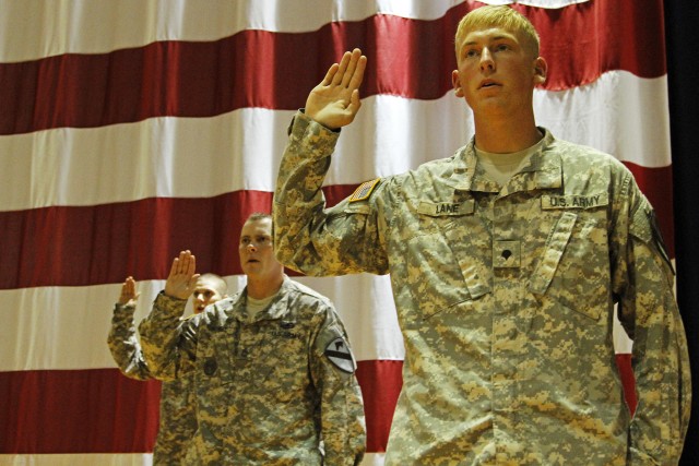 29 Stallions continue Army service at mass reenlistment ceremony 