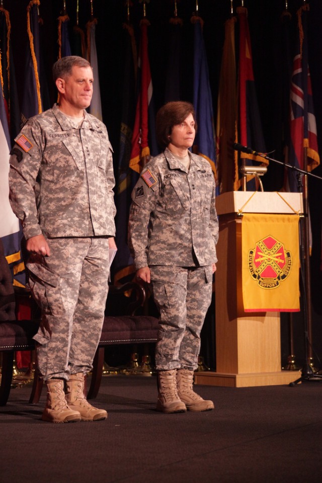 IMCOM Welcomes MG Nichols in a Ceremony