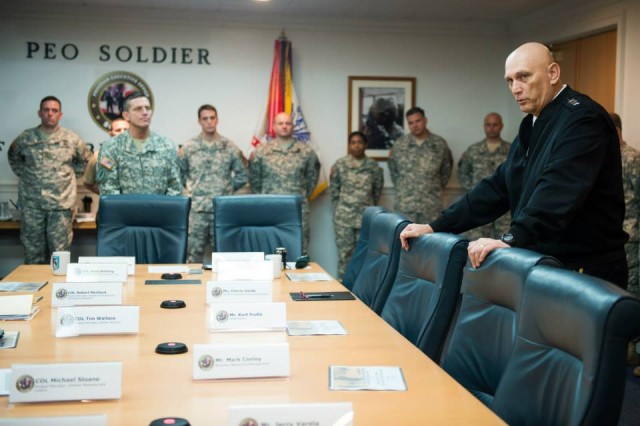 U.S. Army Chief of Staff Gen. Ray Odierno visits Program Executive Office (PEO) Soldier at Ft. Belvoir