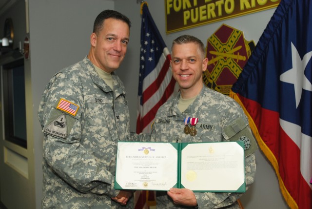 CID Special Agent Awarded Soldier's Medal