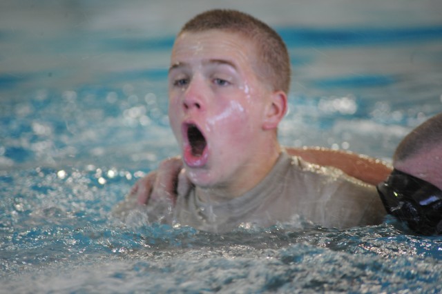 Divers start careers on post