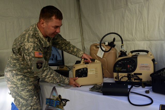 Army showcases energy-efficient technologies for warfighters