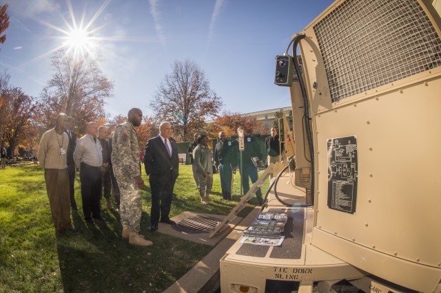 Army showcases energy-efficient technologies for warfighters