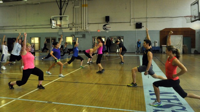 Fitness guru trains 'Yongsan Strong'