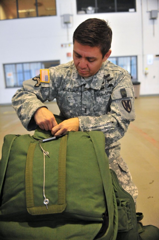 5th QM Riggers conduct sustained airborne training, maintain readiness