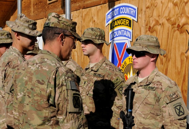 Commander, 10th Mountain Division, recognizes Patriots 