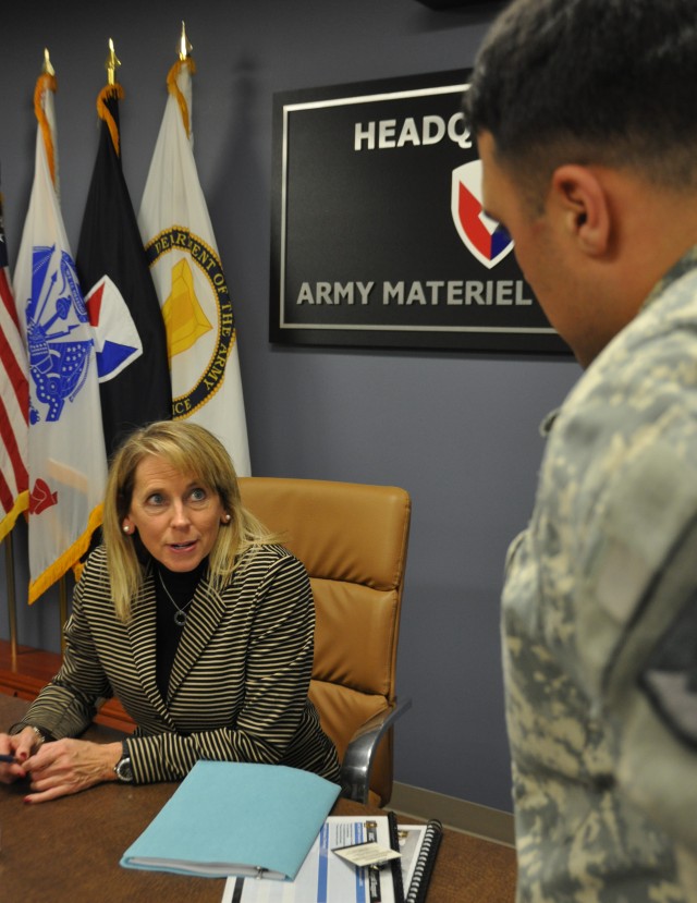 Army SHARP director visits Redstone Arsenal