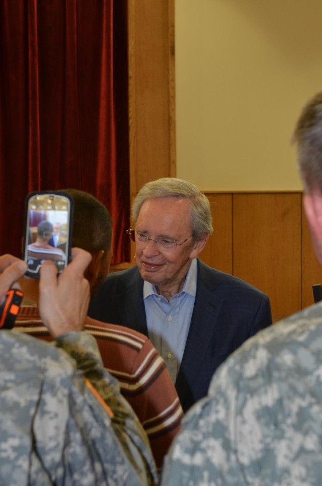 Dr. Stanley thanks soldiers for service