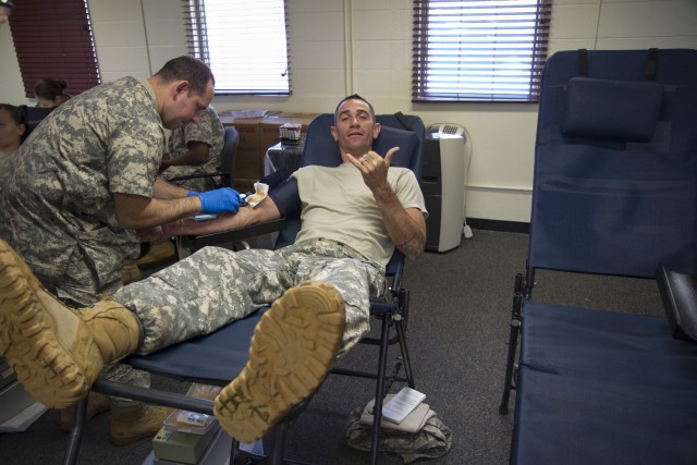 94TH AAMDC HOSTS BLOOD DRIVE