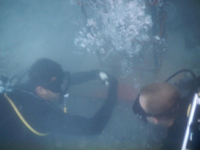 Army divers support ongoing tsunami repairs during training exercise