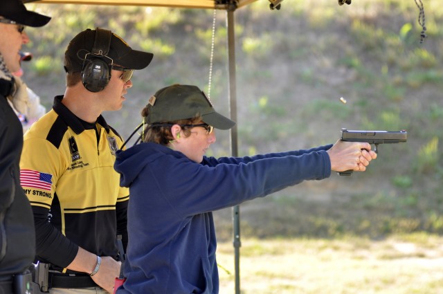 USAMU Soldiers instruct with eye toward the future