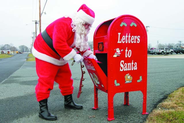Letters to Santa returns to APG 